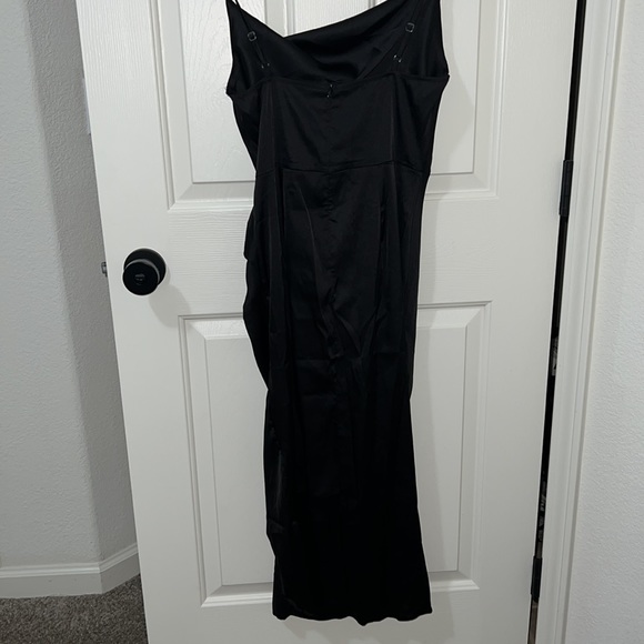 Black Silk Dress - Picture 4 of 6